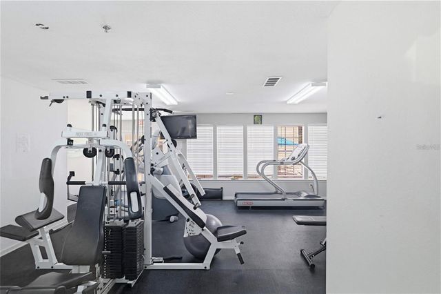 1000 W HORATIO STREET 111, Tampa, FL 33606