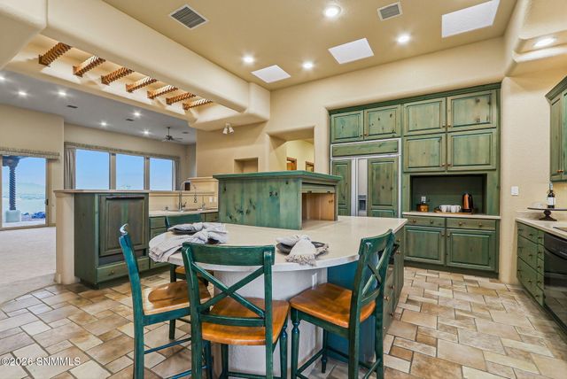 6738 Desert Blossom Road, Las Cruces, NM 88007