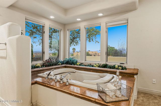 6738 Desert Blossom Road, Las Cruces, NM 88007