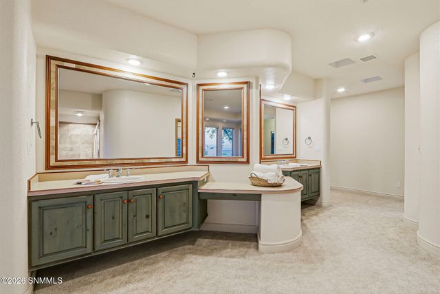 6738 Desert Blossom Road, Las Cruces, NM 88007