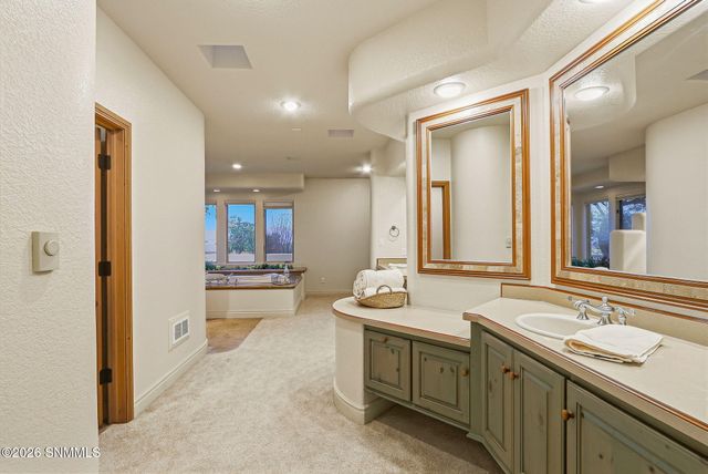 6738 Desert Blossom Road, Las Cruces, NM 88007