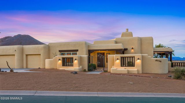 6738 Desert Blossom Road, Las Cruces, NM 88007
