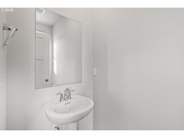 33375 Sw Rokin Way, Scappoose, OR 97056