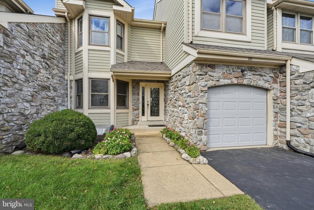 331 BASSWOOD CIR, FEASTERVILLE TREVOSE, PA 19053 — photo 3