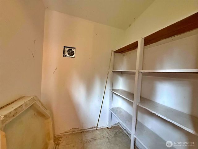 141 Filbert Road, Silver Creek, WA 98585