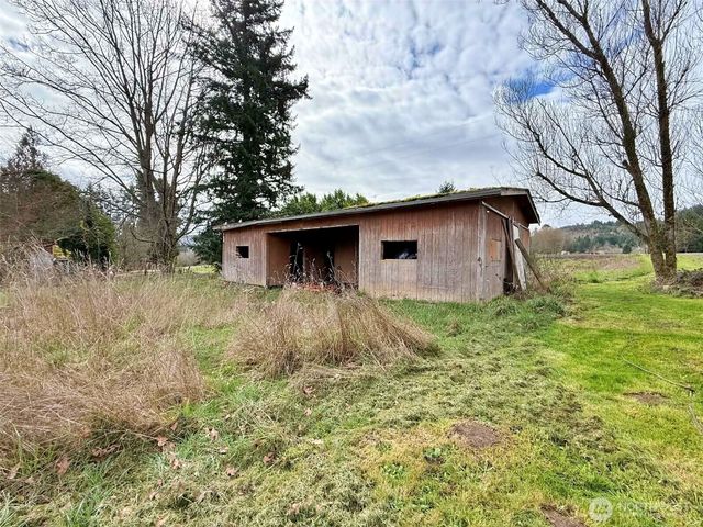 141 Filbert Road, Silver Creek, WA 98585