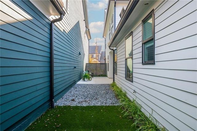 51 Little Magnolia Lane, Auburn, GA 30011