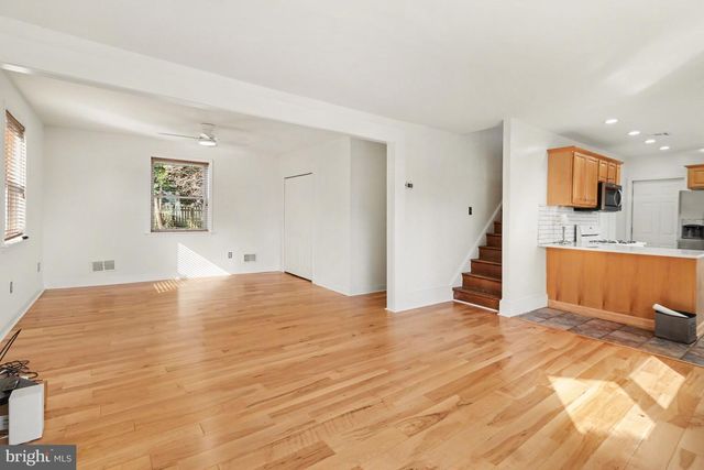 5610 HOUGHTON ST, Philadelphia, PA 19128