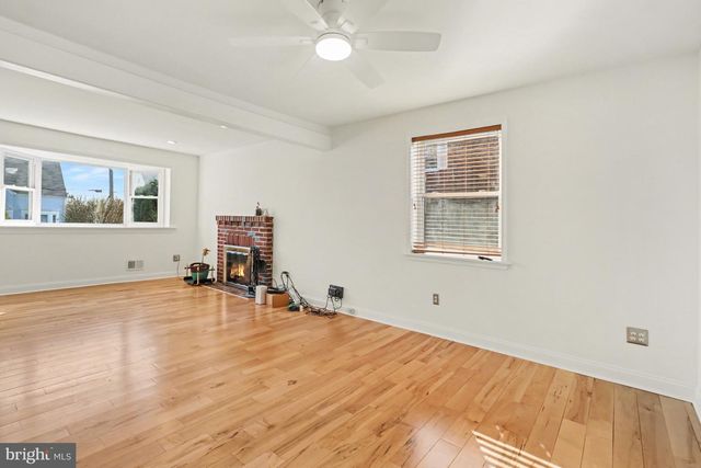5610 HOUGHTON ST, Philadelphia, PA 19128