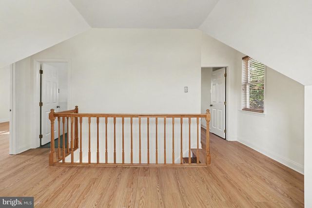 5610 HOUGHTON ST, Philadelphia, PA 19128