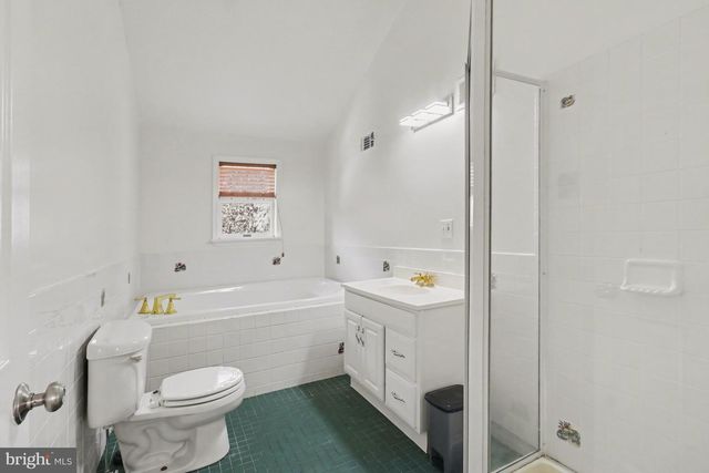 5610 HOUGHTON ST, Philadelphia, PA 19128