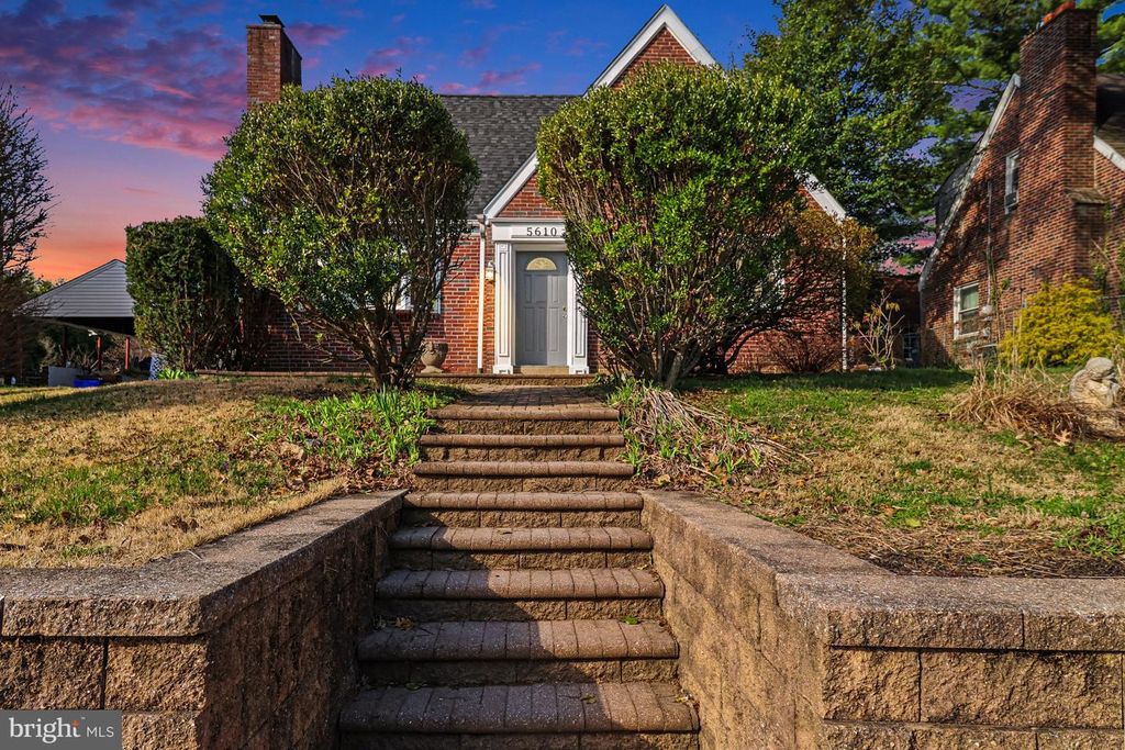 5610 HOUGHTON ST, Philadelphia, PA 19128