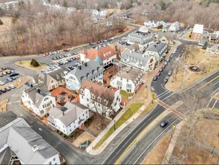 17 College, South Hadley, MA 01075