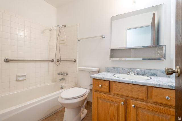 3836 W PINEHURST CIR, West Valley City, UT 84120