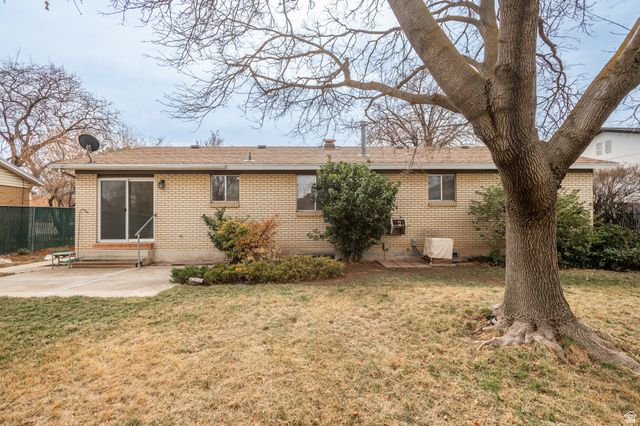 3836 W PINEHURST CIR, West Valley City, UT 84120