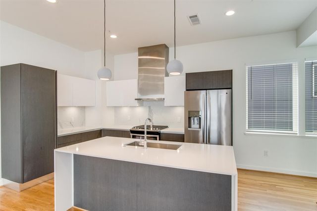 1505 S Akard Street 102, Dallas, TX 75215