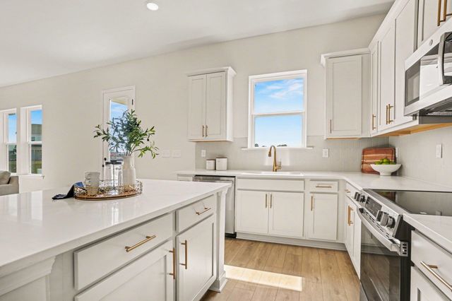 979 Triton Ave., Little River, SC 29566