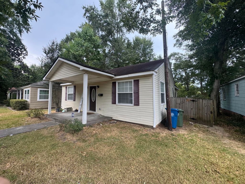 320 S 24th Ave., Hattiesburg, MS 39401