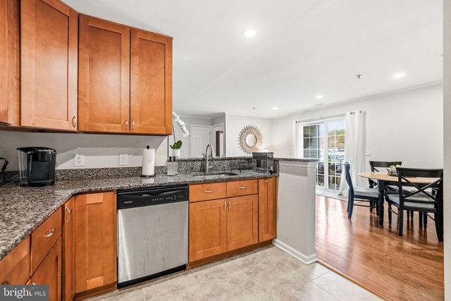 326 NICHOLAS DR, Delran, NJ 08075