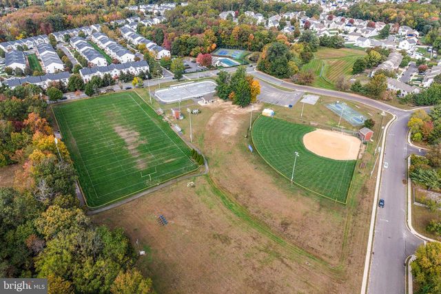 326 NICHOLAS DR, Delran, NJ 08075