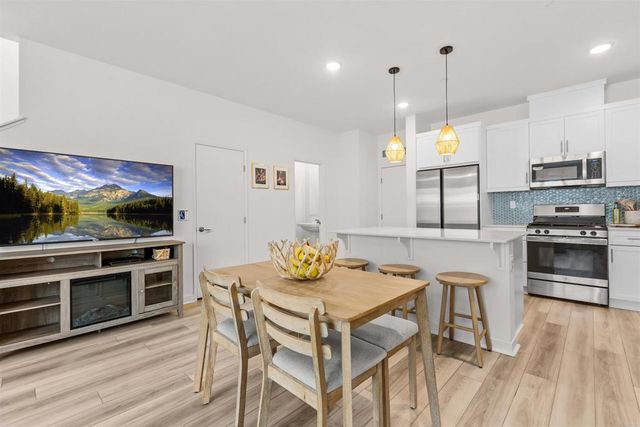 311 SATSUMA TRAIL, Fallbrook, CA 92028
