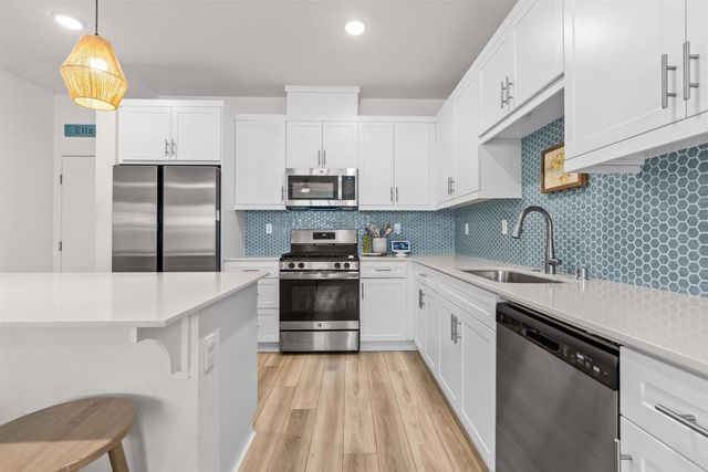 311 SATSUMA TRAIL, Fallbrook, CA 92028