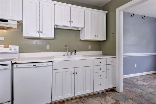 149 Towne Square DR, Newport News, VA 23607