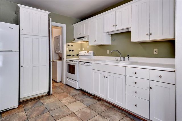 149 Towne Square DR, Newport News, VA 23607