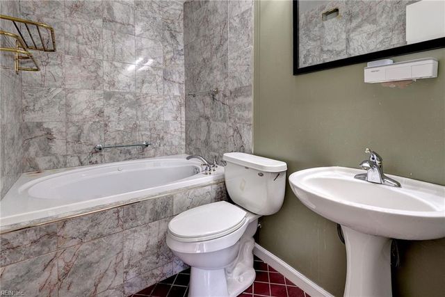149 Towne Square DR, Newport News, VA 23607