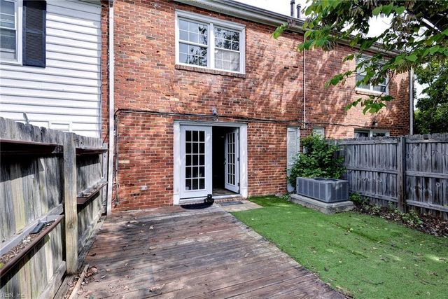 149 Towne Square DR, Newport News, VA 23607