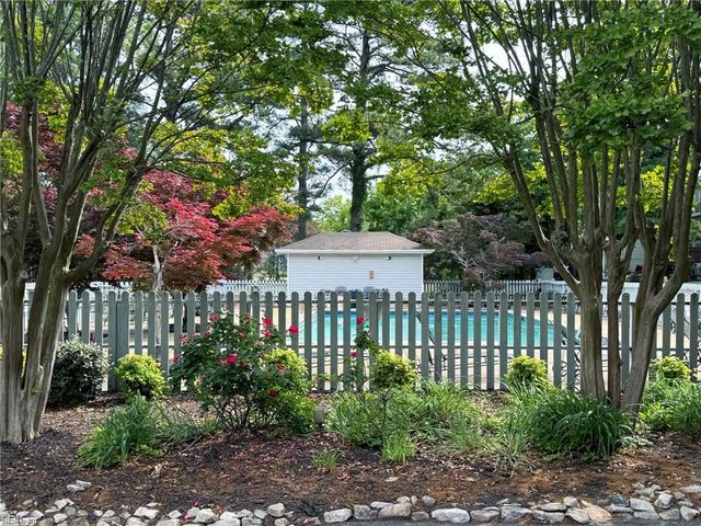 149 Towne Square DR, Newport News, VA 23607