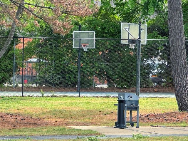 149 Towne Square DR, Newport News, VA 23607