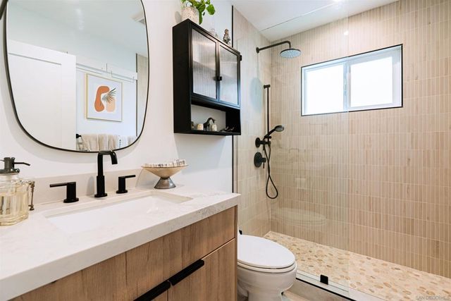 2945 B St, San Diego, CA 92102