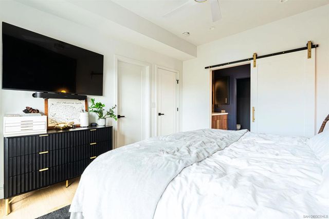 2945 B St, San Diego, CA 92102