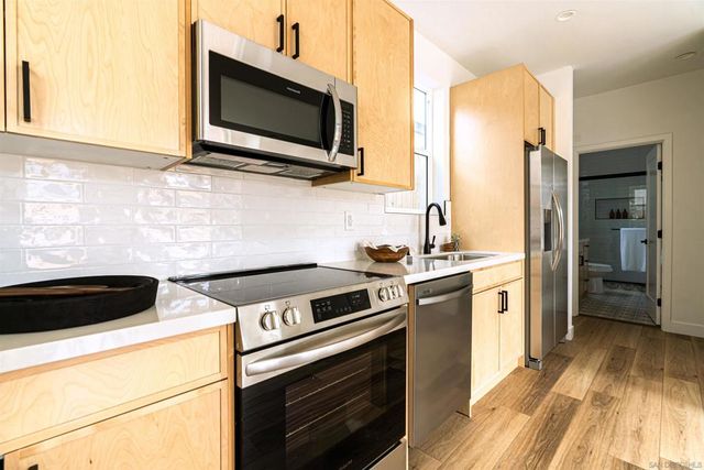 2945 B St, San Diego, CA 92102