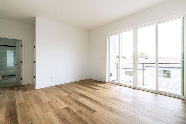 2945 B St, San Diego, CA 92102