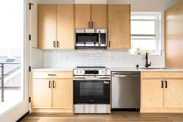 2945 B St, San Diego, CA 92102