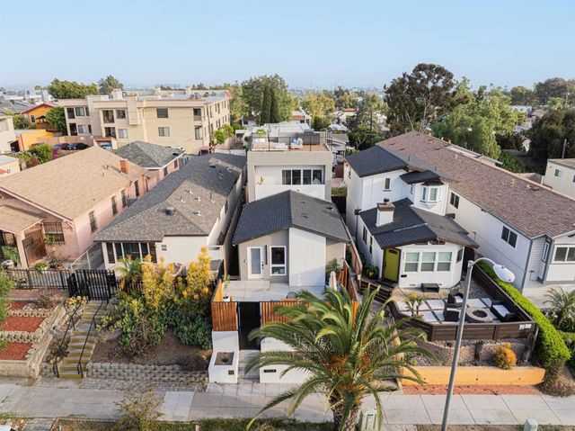 2945 B St, San Diego, CA 92102