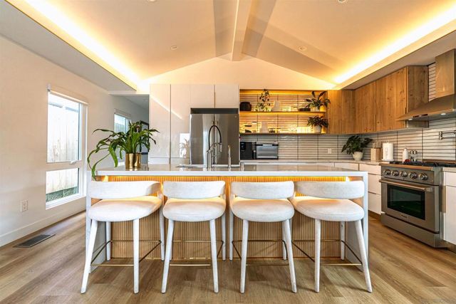 2945 B St, San Diego, CA 92102