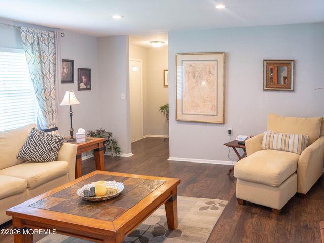 228B Buckingham Court, Lakewood, NJ 08701