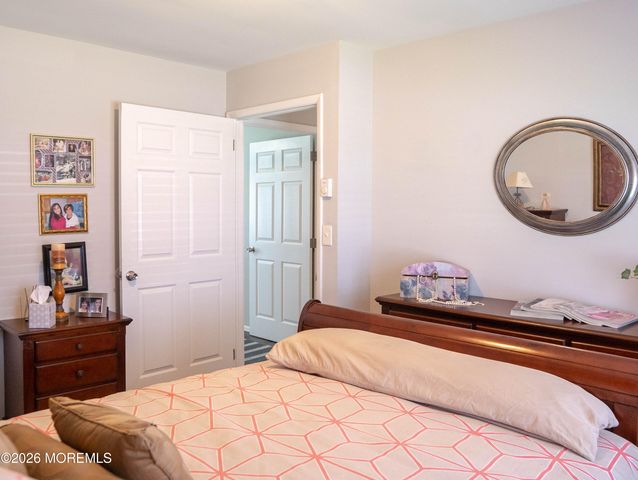 228B Buckingham Court, Lakewood, NJ 08701