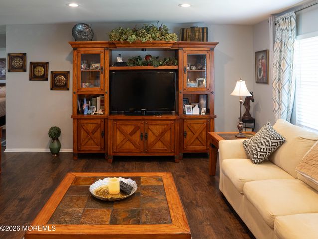 228B Buckingham Court, Lakewood, NJ 08701