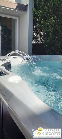 4934 Herzog Way, Palm Springs, CA 92262