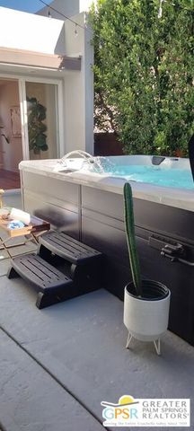 4934 Herzog Way, Palm Springs, CA 92262