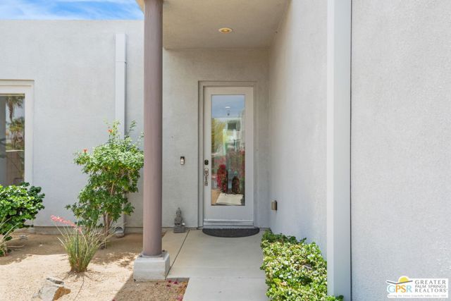 4934 Herzog Way, Palm Springs, CA 92262