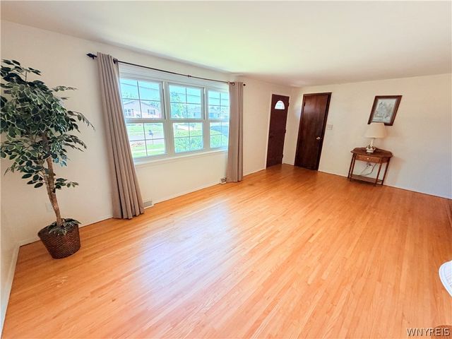 3920 Brian Court, Hamburg, NY 14075