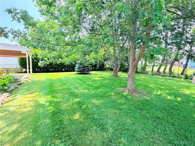 3920 Brian Court, Hamburg, NY 14075