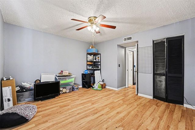 6308 NEWTOWN CIRCLE C4, Tampa, FL 33615