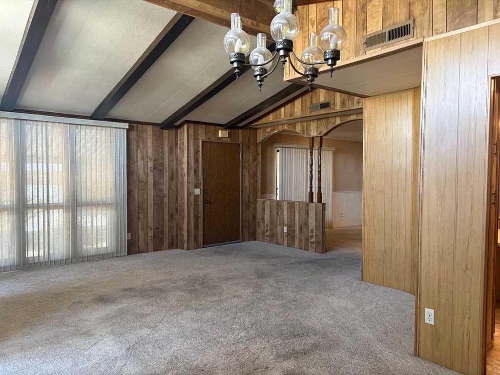 Image 16 of property listing at 1300 W Olson Avenue # 127, Reedley, CA 93654