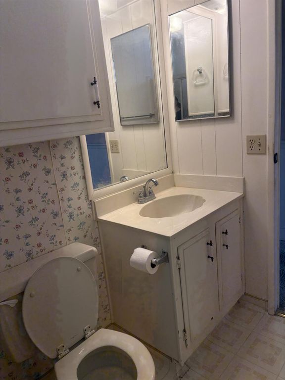 Image 18 of property listing at 1300 W Olson Avenue # 127, Reedley, CA 93654
